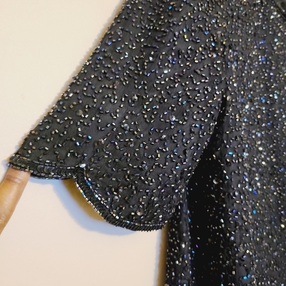 VINTAGE | Women's Black 100% Silk Sequin Short Sleeve Blouse (Size Medium) - Picture 3 of 16
